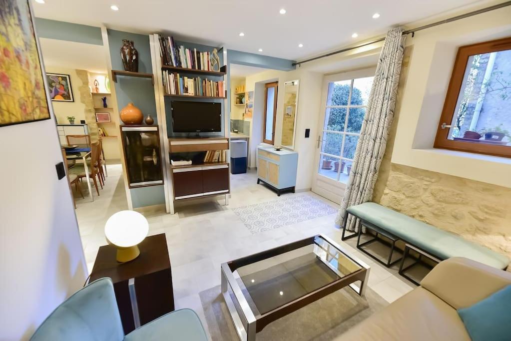 Charmante Maison De Village Au Coeur Du Luberon Cucuron Εξωτερικό φωτογραφία